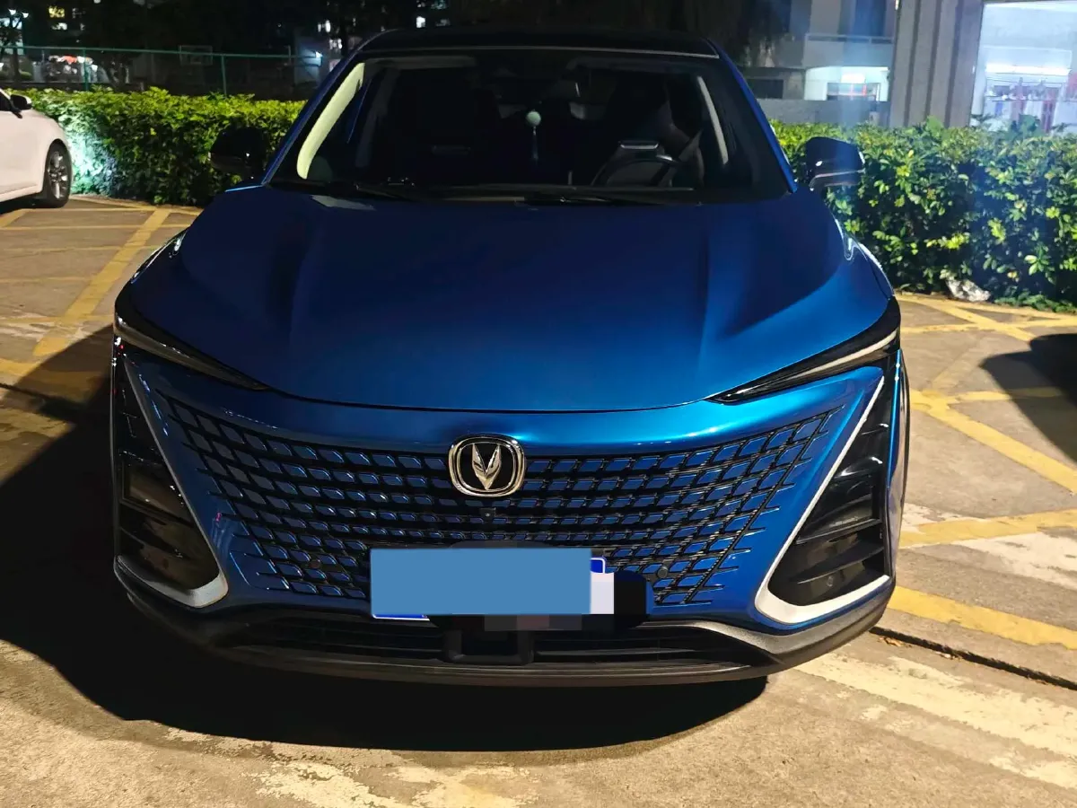 2020 ChangAn UNI-T 1.5T 180HP L4 7DCT,autocango,china used car exporter,china ev exporter,chinese used car exporter,chinese used ev exporter