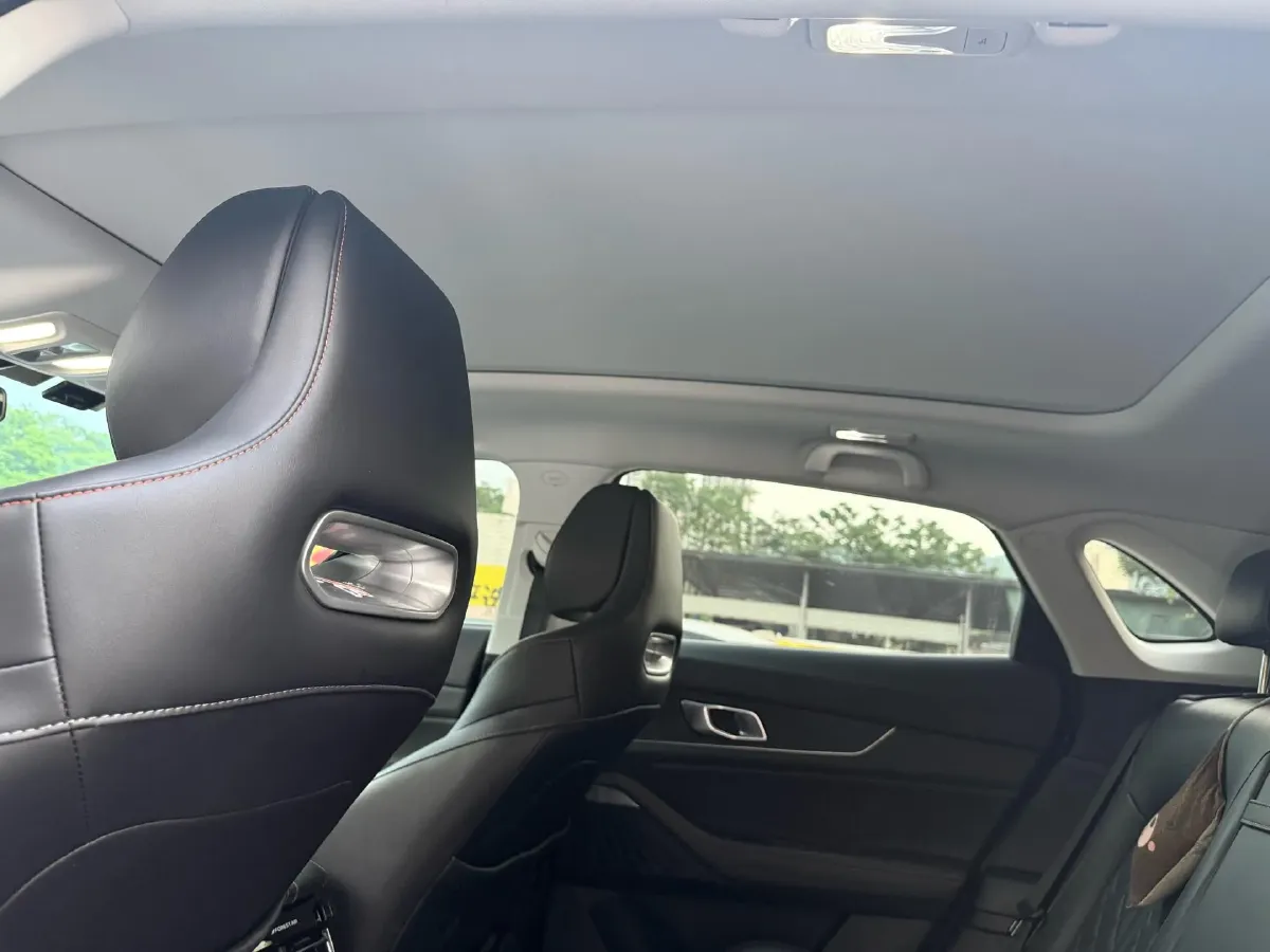 2022 Bestune T99 2.0T 224HP L4 6AT,autocango,china used car exporter,china ev exporter,chinese used car exporter,chinese used ev exporter