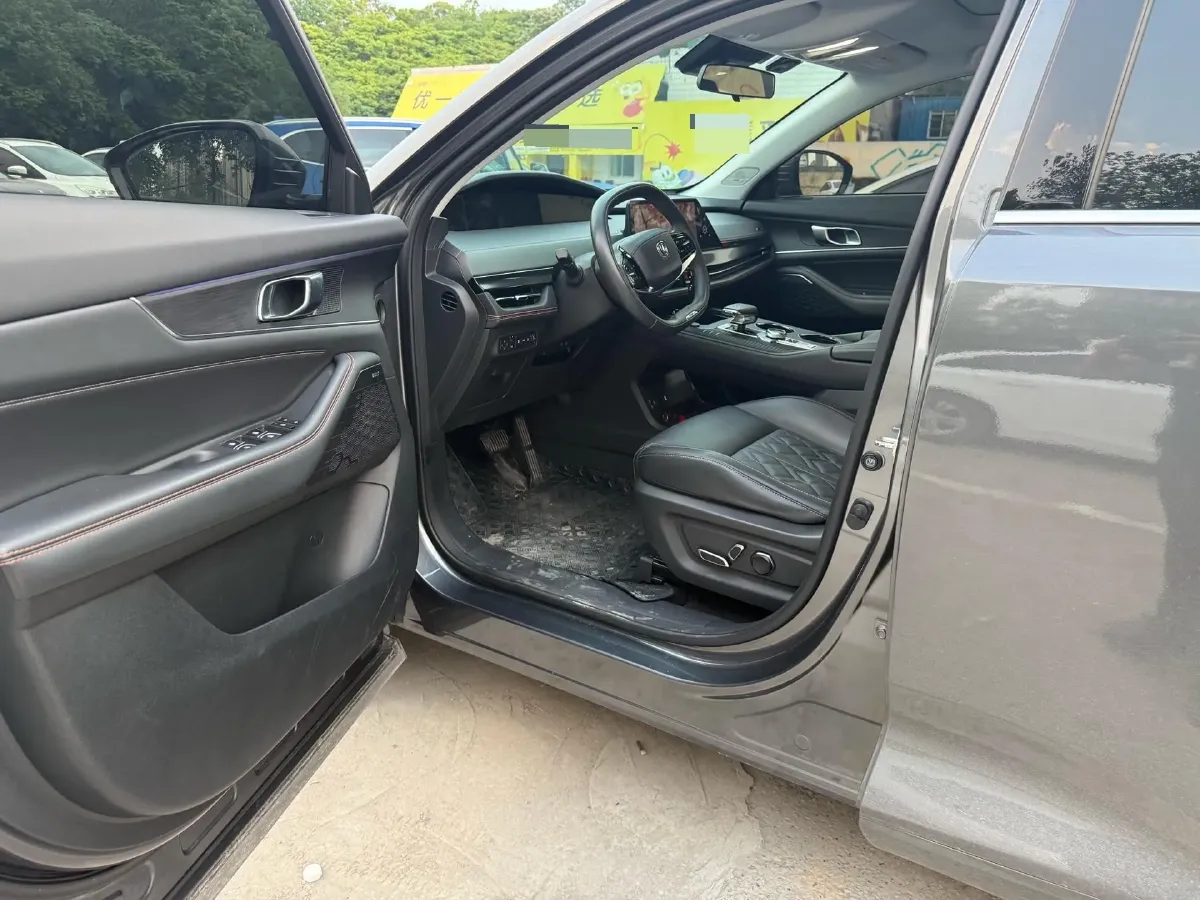 2022 Bestune T99 2.0T 224HP L4 6AT,autocango,china used car exporter,china ev exporter,chinese used car exporter,chinese used ev exporter