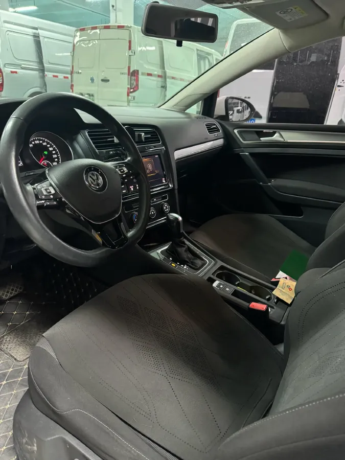 2019 Volkswagen Golf 1.2T 116HP L4 7DCT,autocango,china used car exporter,china ev exporter,chinese used car exporter,chinese used ev exporter