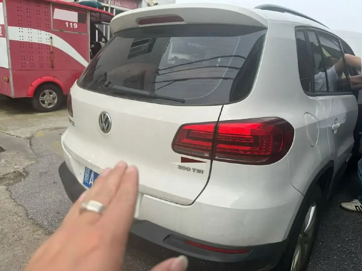 2017 Haval H9 2.0T 190HP L4 8AT,autocango,china used car exporter,china ev exporter,chinese used car exporter,chinese used ev exporter