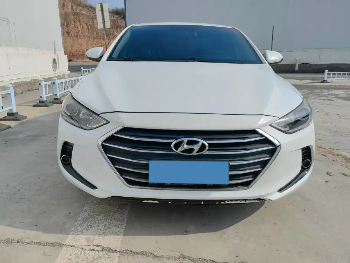 2016 Hyundai Elantra 1.6L 130HP L4 6AT,autocango,china used car exporter,china ev exporter,chinese used car exporter,chinese used ev exporter