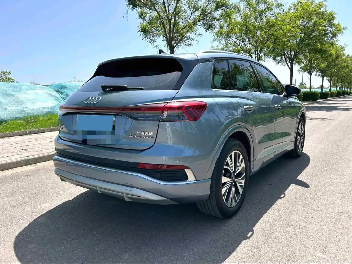 2024 Audi Q4 e-tron BEV 84.8KWH,autocango,china used car exporter,china ev exporter,chinese used car exporter,chinese used ev exporter