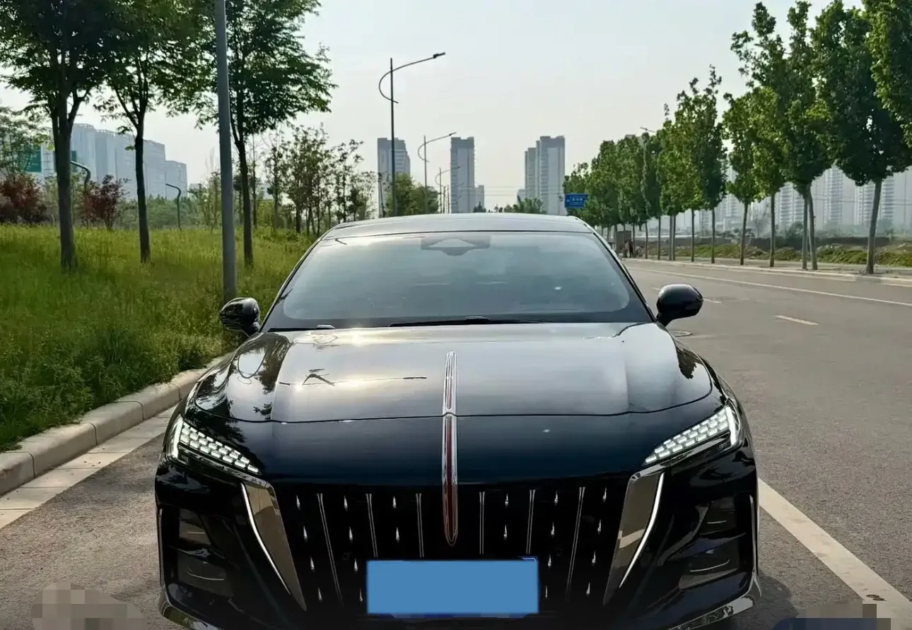 2024 HongQi H6 2.0T 224HP L4 8AT,autocango,china used car exporter,china ev exporter,chinese used car exporter,chinese used ev exporter