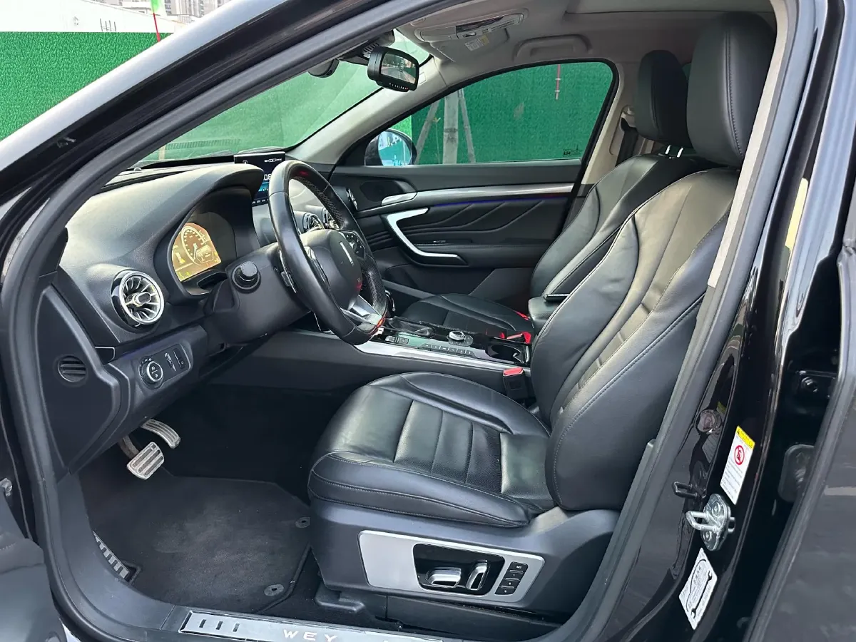 2017 WEY VV7 2.0T 234HP L4 7DCT,autocango,china used car exporter,china ev exporter,chinese used car exporter,chinese used ev exporter