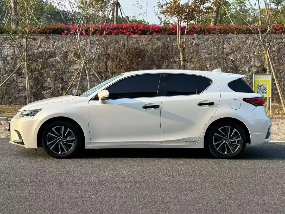 2020 Lexus CT 1.8L 99HP L4 E-CVT Hybrid,autocango,china used car exporter,china ev exporter,chinese used car exporter,chinese used ev exporter