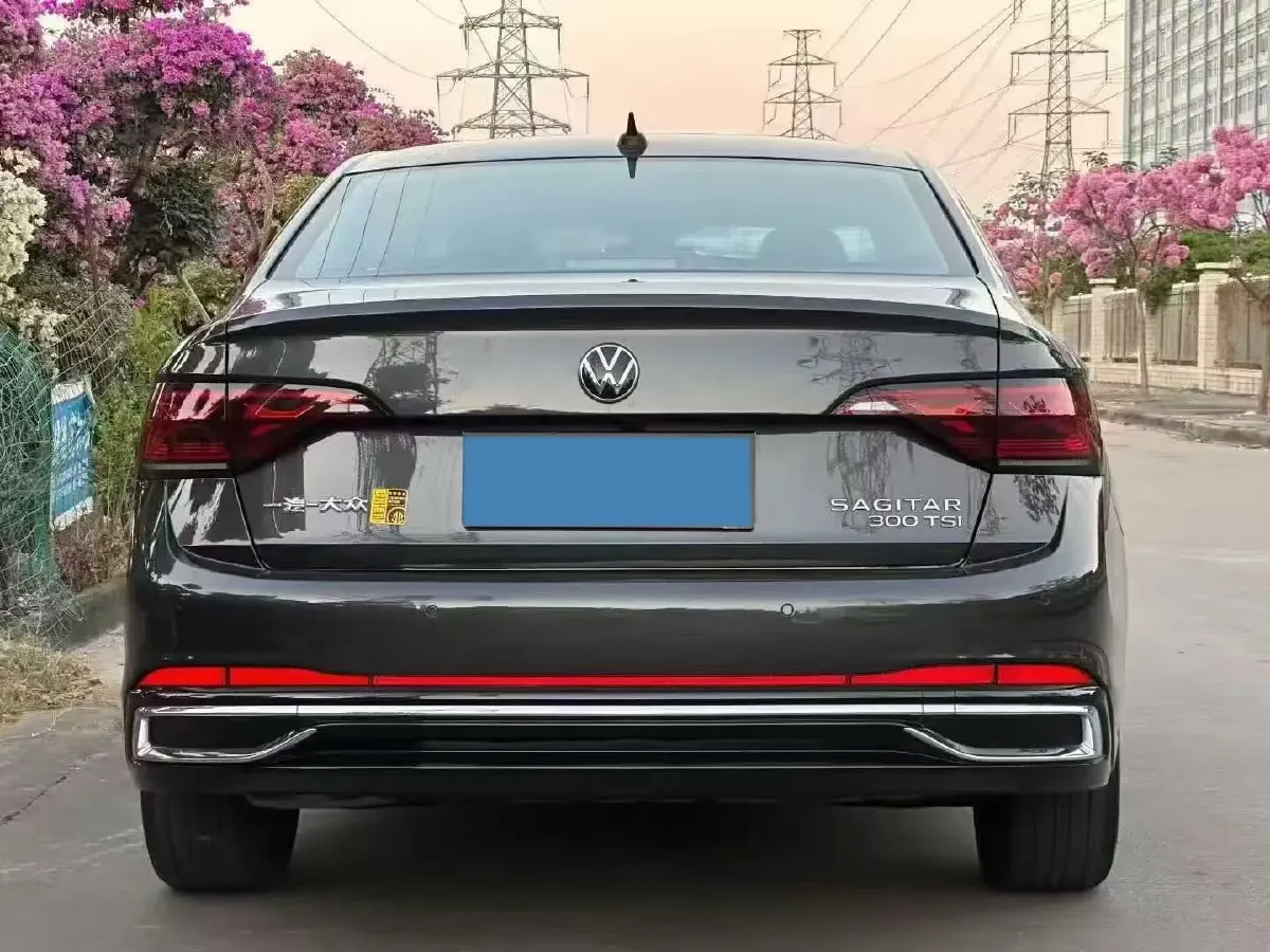 2023 Volkswagen Sagitar 1.5T 160HP L4 7DCT,autocango,china used car exporter,china ev exporter,chinese used car exporter,chinese used ev exporter
