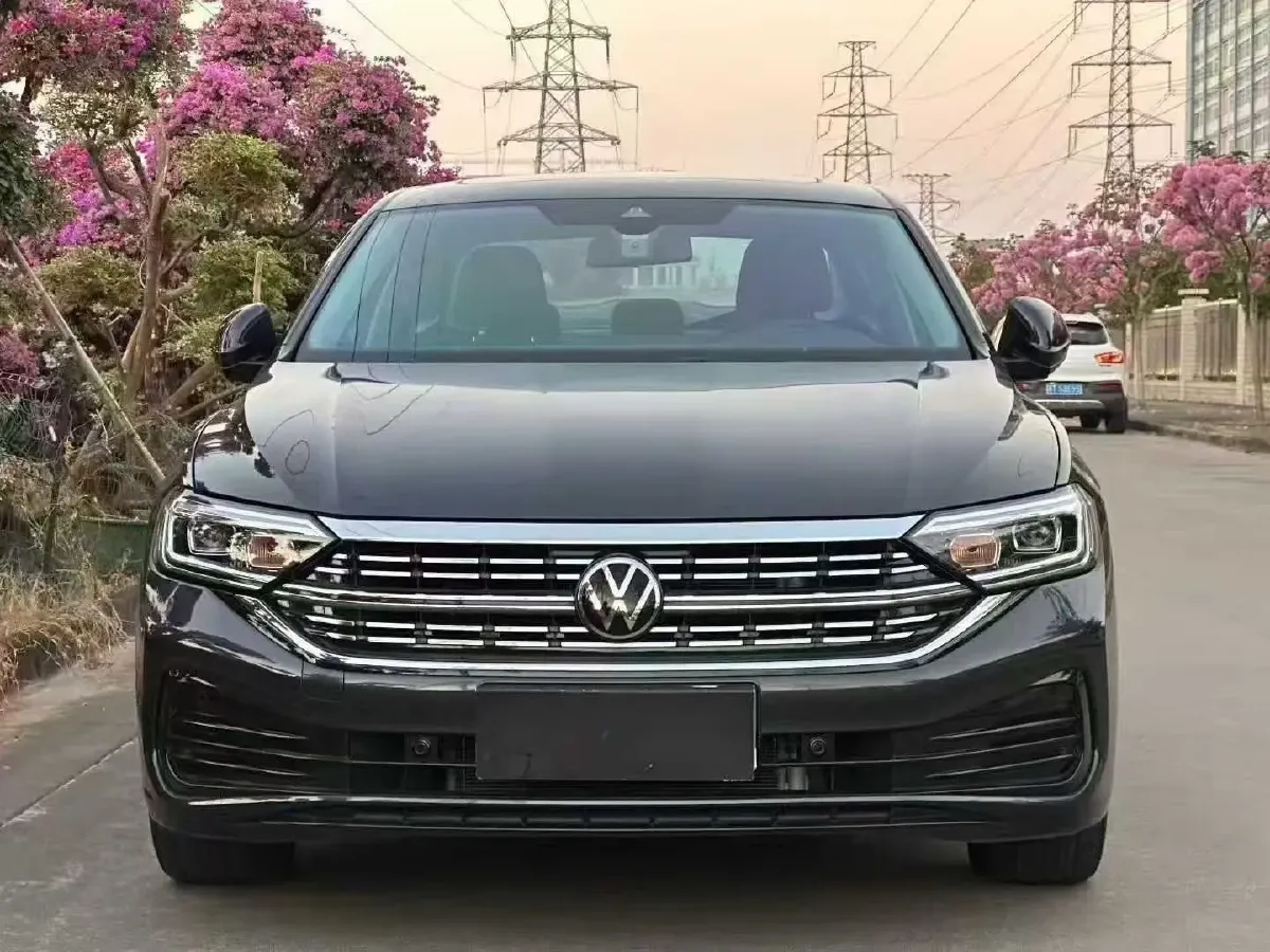 2023 Volkswagen Sagitar 1.5T 160HP L4 7DCT,autocango,china used car exporter,china ev exporter,chinese used car exporter,chinese used ev exporter