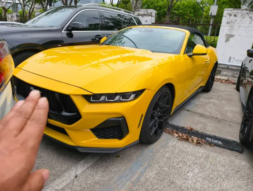 2024 Ford Mustang 2.3T 299HP L4 10AT,autocango,china used car exporter,china ev exporter,chinese used car exporter,chinese used ev exporter