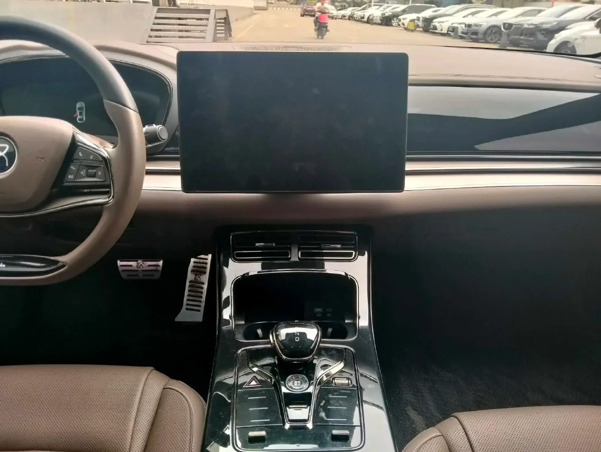 2023 BYD Han 1.5T 139HP L4 E-CVT PHEV 18.316KWH,autocango,china used car exporter,china ev exporter,chinese used car exporter,chinese used ev exporter