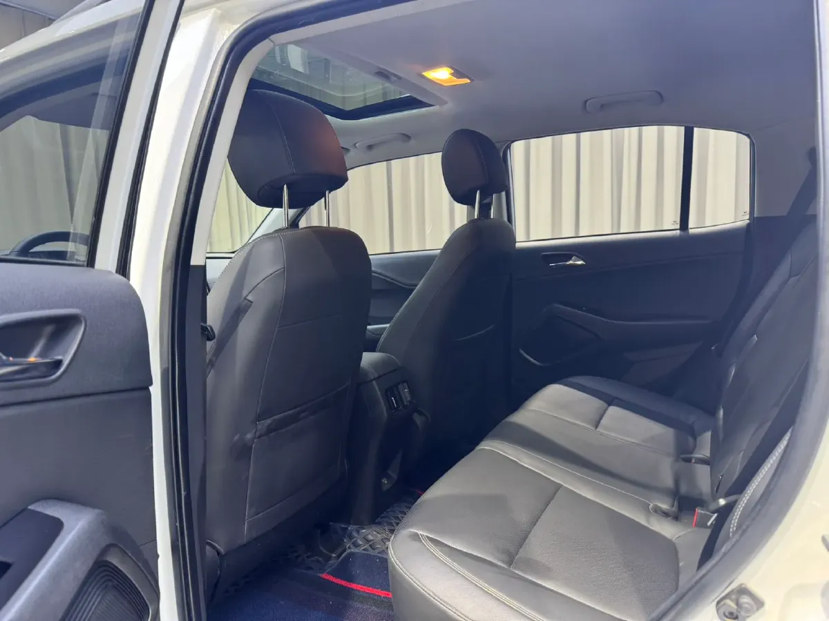 2021 Hyundai ix35 1.4T 140HP L4 7DCT,autocango,china used car exporter,china ev exporter,chinese used car exporter,chinese used ev exporter