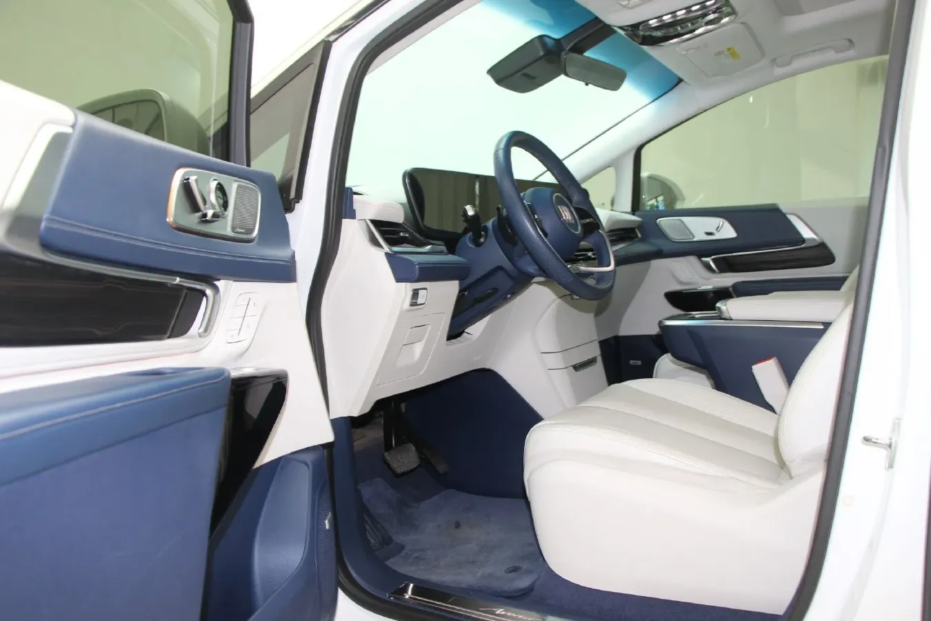 2023 Buick Century 2.0T 237HP L4 9AT,autocango,china used car exporter,china ev exporter,chinese used car exporter,chinese used ev exporter