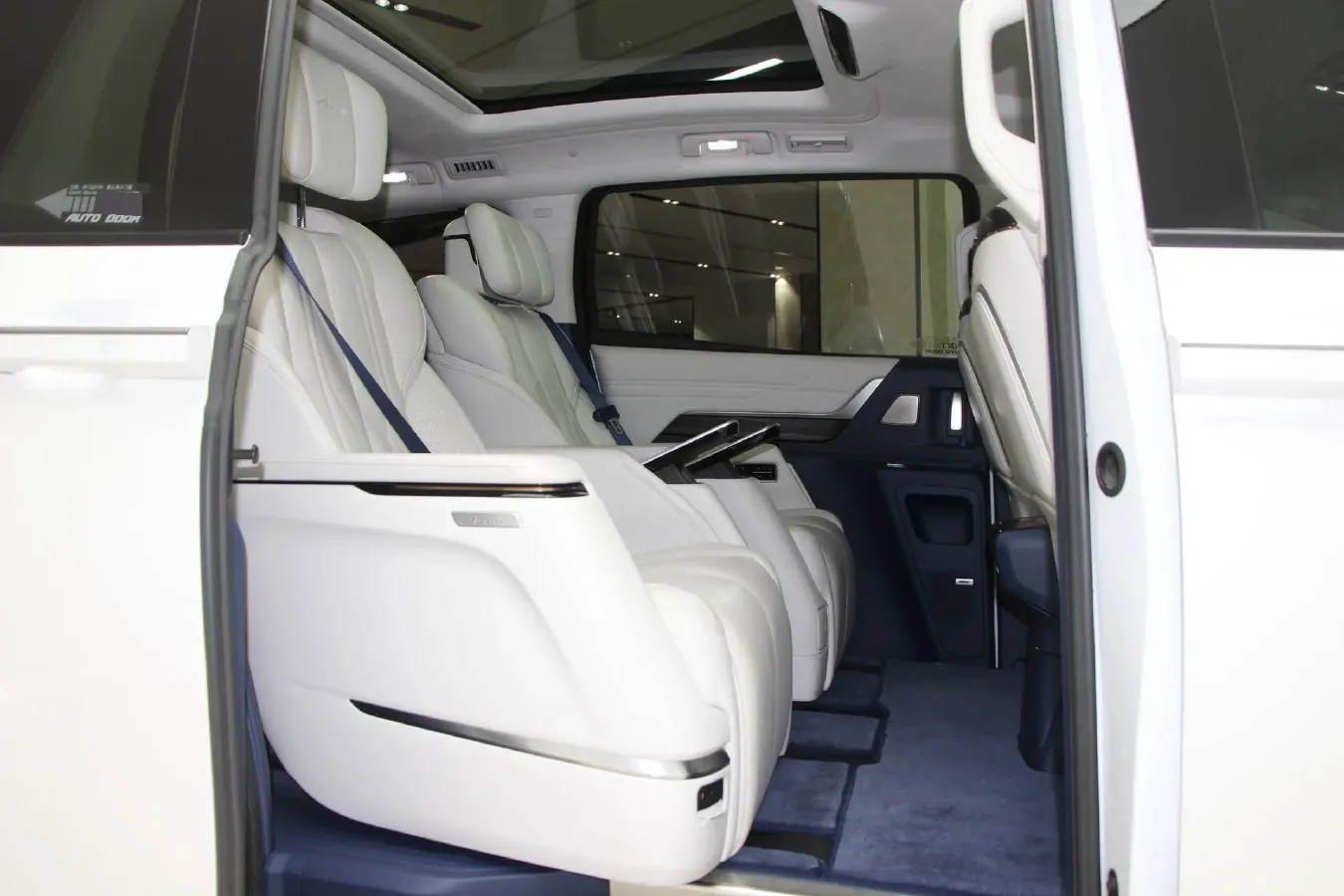 2023 Buick Century 2.0T 237HP L4 9AT,autocango,china used car exporter,china ev exporter,chinese used car exporter,chinese used ev exporter