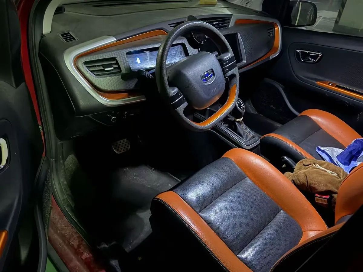 2017 Geely Vision X1 1.3L 88HP L4 4AT,autocango,china used car exporter,china ev exporter,chinese used car exporter,chinese used ev exporter