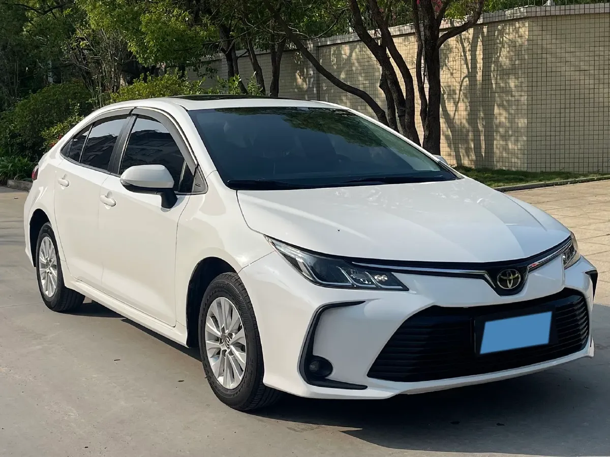 2019 Toyota Corolla 1.2T 116HP L4 CVT,autocango,china used car exporter,china ev exporter,chinese used car exporter,chinese used ev exporter