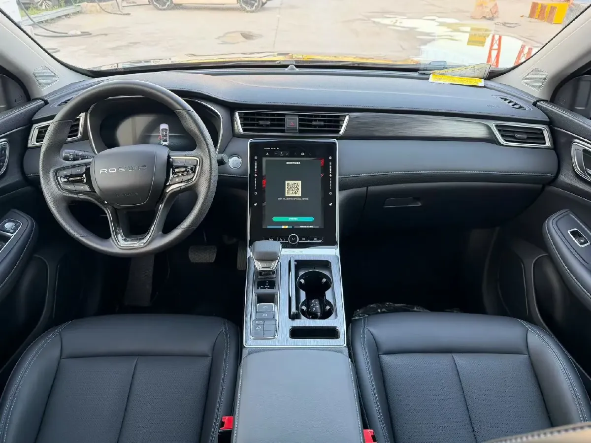 2025 Roewe RX5 1.5T 181HP L4 7DCT,autocango,china used car exporter,china ev exporter,chinese used car exporter,chinese used ev exporter