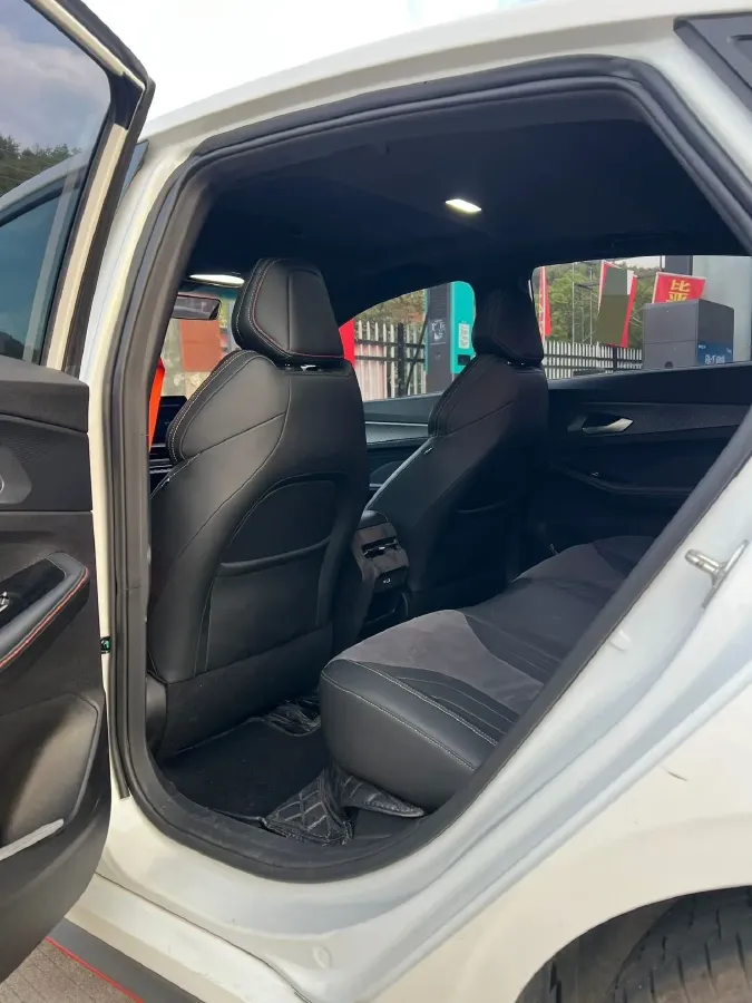 2022 Geely Binray 1.5T 181HP L4 7DCT,autocango,china used car exporter,china ev exporter,chinese used car exporter,chinese used ev exporter