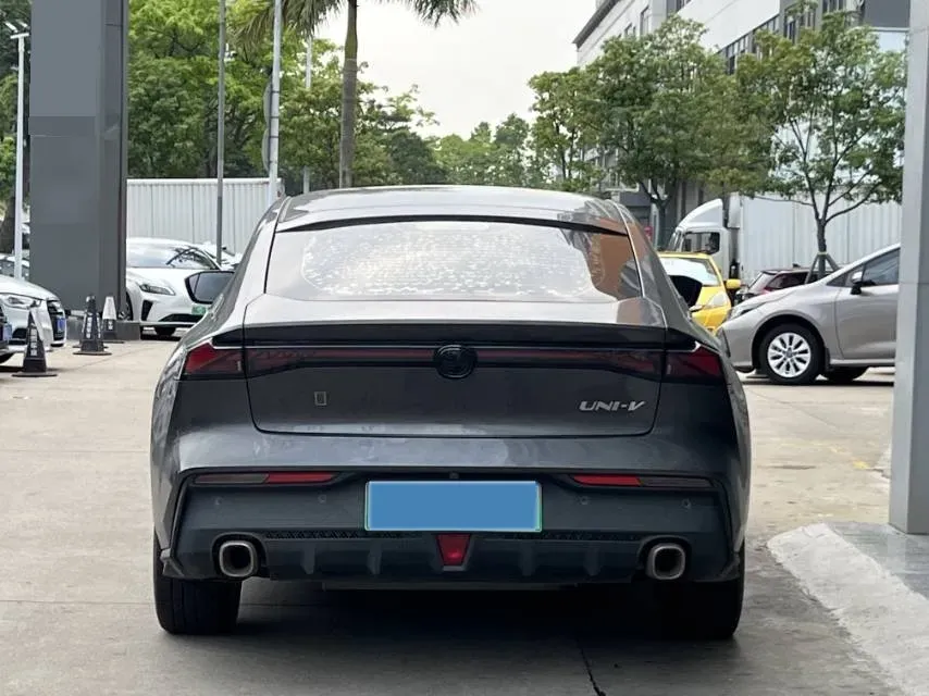 2023 ChangAn UNI-V iDD 1.5T 170HP L4 6TCT PHEV 18.4KWH,autocango,china used car exporter,china ev exporter,chinese used car exporter,chinese used ev exporter