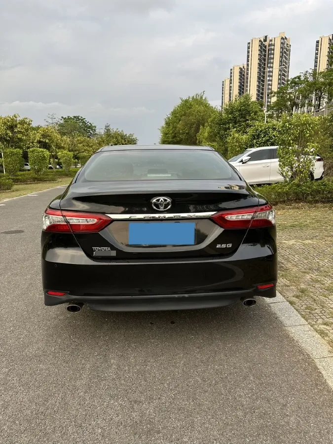 2018 Toyota Camry 2.5L 209HP L4 8AT,autocango,china used car exporter,china ev exporter,chinese used car exporter,chinese used ev exporter