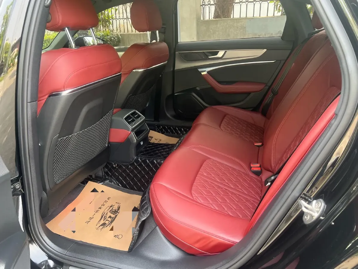 2022 Audi A6L 2.0T 190HP L4 7DCT,autocango,china used car exporter,china ev exporter,chinese used car exporter,chinese used ev exporter