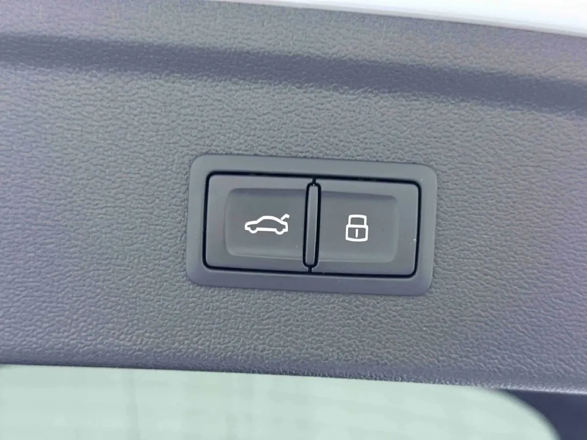 2023 Audi A3 1.4T 150HP L4 7DCT,autocango,china used car exporter,china ev exporter,chinese used car exporter,chinese used ev exporter