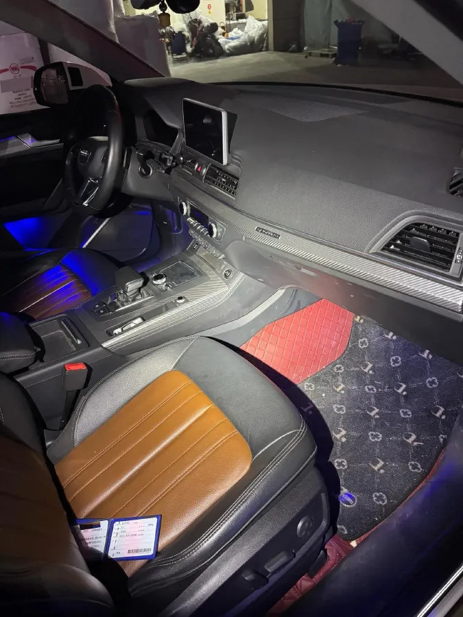 2020 Audi Q5L 2.0T 252HP L4 7DCT,autocango,china used car exporter,china ev exporter,chinese used car exporter,chinese used ev exporter