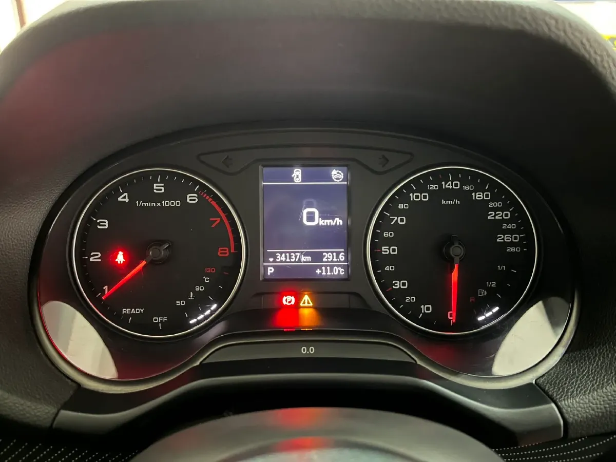 2022 Audi Q2L 1.4T 150HP L4 7DCT,autocango,china used car exporter,china ev exporter,chinese used car exporter,chinese used ev exporter