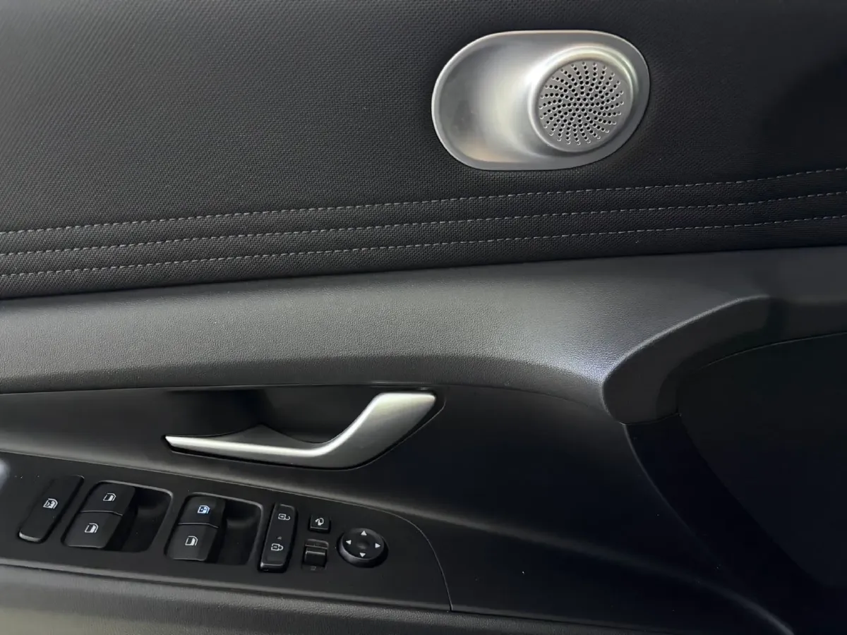 2022 Hyundai Elantra 1.5L 115HP L4 CVT,autocango,china used car exporter,china ev exporter,chinese used car exporter,chinese used ev exporter