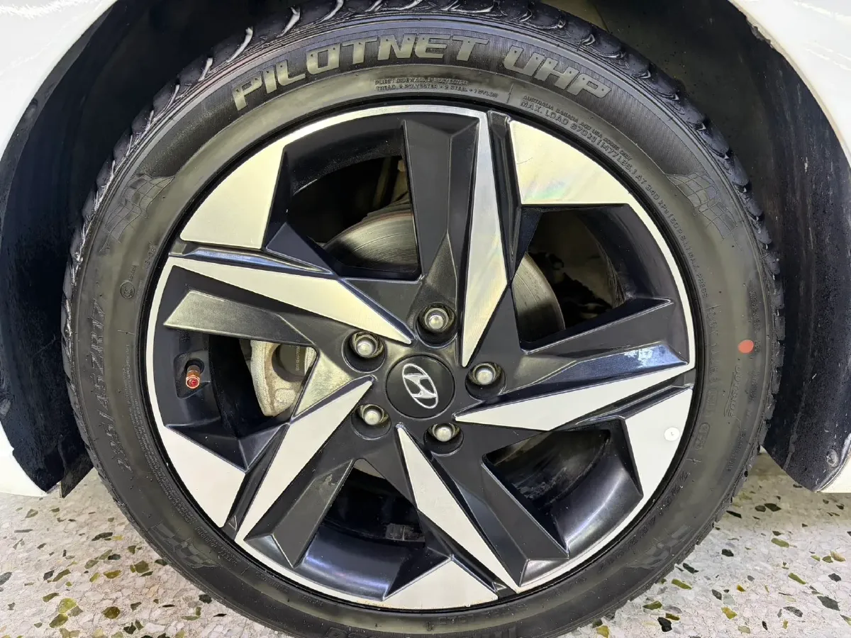 2022 Hyundai Elantra 1.5L 115HP L4 CVT,autocango,china used car exporter,china ev exporter,chinese used car exporter,chinese used ev exporter