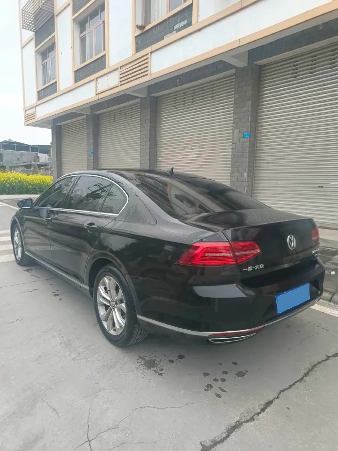 2019 Volkswagen Magotan 2.0T 186HP L4 7DCT,autocango,china used car exporter,china ev exporter,chinese used car exporter,chinese used ev exporter