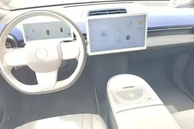 2023 JAC T8 2.0T 170HP L4 8AT,autocango,china used car exporter,china ev exporter,chinese used car exporter,chinese used ev exporter