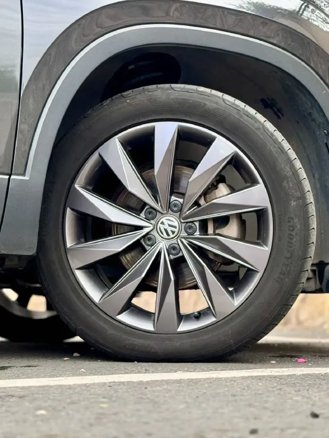 2020 Volkswagen Tayron 2.0T 186HP L4 7DCT,autocango,china used car exporter,china ev exporter,chinese used car exporter,chinese used ev exporter