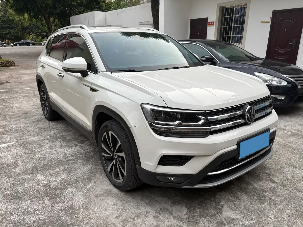 2021 Volkswagen Tharu 2.0T 186HP L4 7DCT,autocango,china used car exporter,china ev exporter,chinese used car exporter,chinese used ev exporter