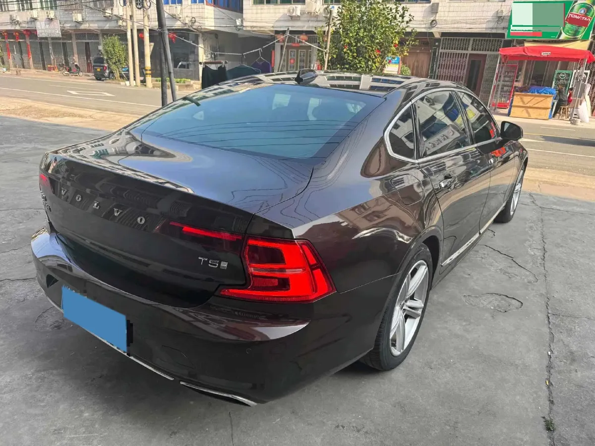 2019 Infiniti Q70 2.0T 211HP L4 7AT,autocango,china used car exporter,china ev exporter,chinese used car exporter,chinese used ev exporter
