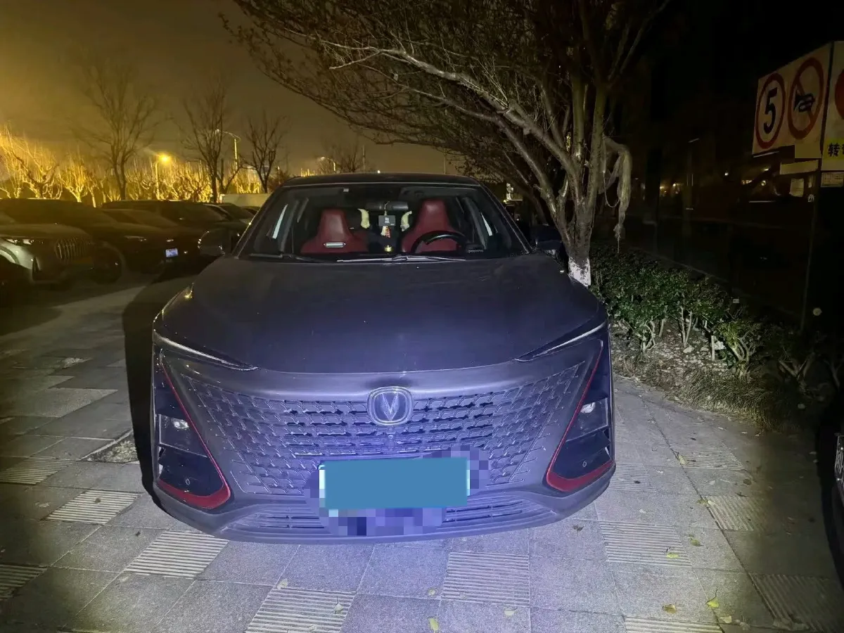 2020 ChangAn UNI-T 1.5T 180HP L4 7DCT,autocango,china used car exporter,china ev exporter,chinese used car exporter,chinese used ev exporter