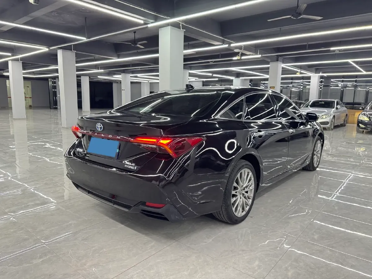 2022 Toyota Avalon 2.5L 178HP L4 E-CVT Hybrid,autocango,china used car exporter,china ev exporter,chinese used car exporter,chinese used ev exporter