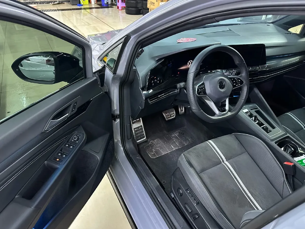 2023 Volkswagen Golf 1.4T 150HP L4 7DCT,autocango,china used car exporter,china ev exporter,chinese used car exporter,chinese used ev exporter