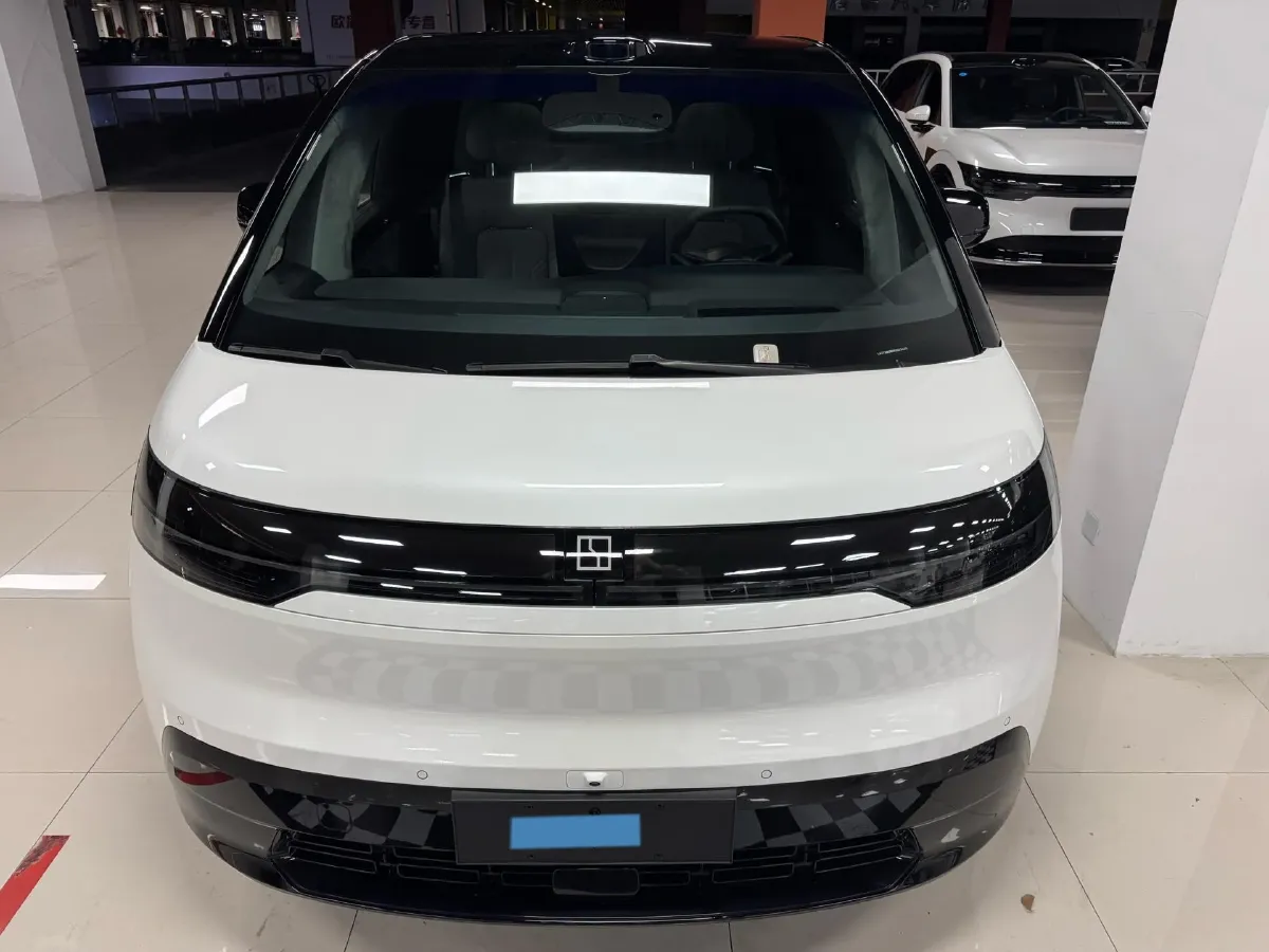 2025 Zeekr MIX BEV 102KWH,autocango,china used car exporter,china ev exporter,chinese used car exporter,chinese used ev exporter