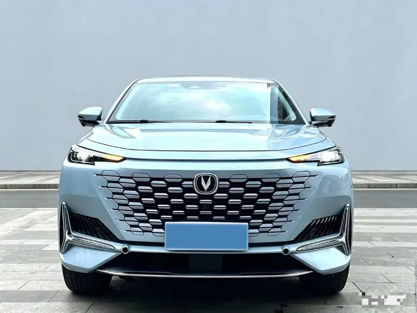 2021 ChangAn UNI-K 2.0T 233HP L4 8AT,autocango,china used car exporter,china ev exporter,chinese used car exporter,chinese used ev exporter