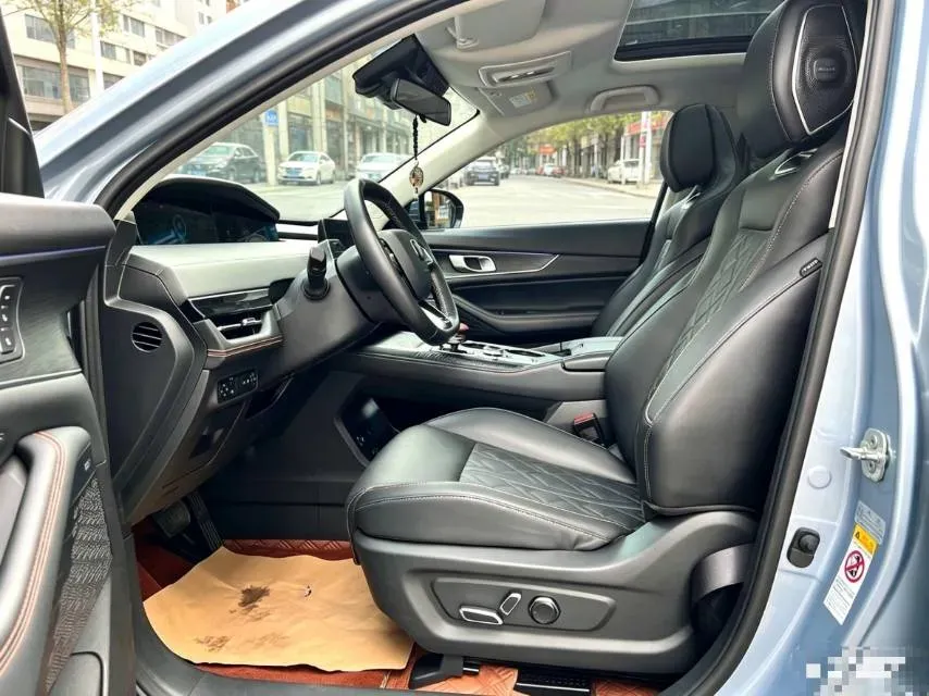 2021 ChangAn UNI-K 2.0T 233HP L4 8AT,autocango,china used car exporter,china ev exporter,chinese used car exporter,chinese used ev exporter