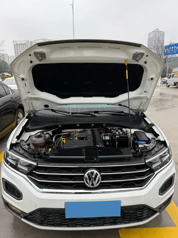 2019 Volkswagen T-Roc 1.4T 131HP L4 7DCT,autocango,china used car exporter,china ev exporter,chinese used car exporter,chinese used ev exporter