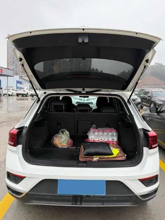 2019 Volkswagen T-Roc 1.4T 131HP L4 7DCT,autocango,china used car exporter,china ev exporter,chinese used car exporter,chinese used ev exporter