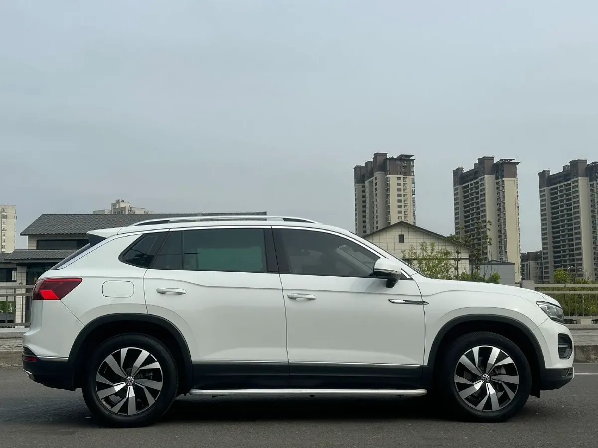 2020 Volkswagen Tayron 2.0T 186HP L4 7DCT,autocango,china used car exporter,china ev exporter,chinese used car exporter,chinese used ev exporter