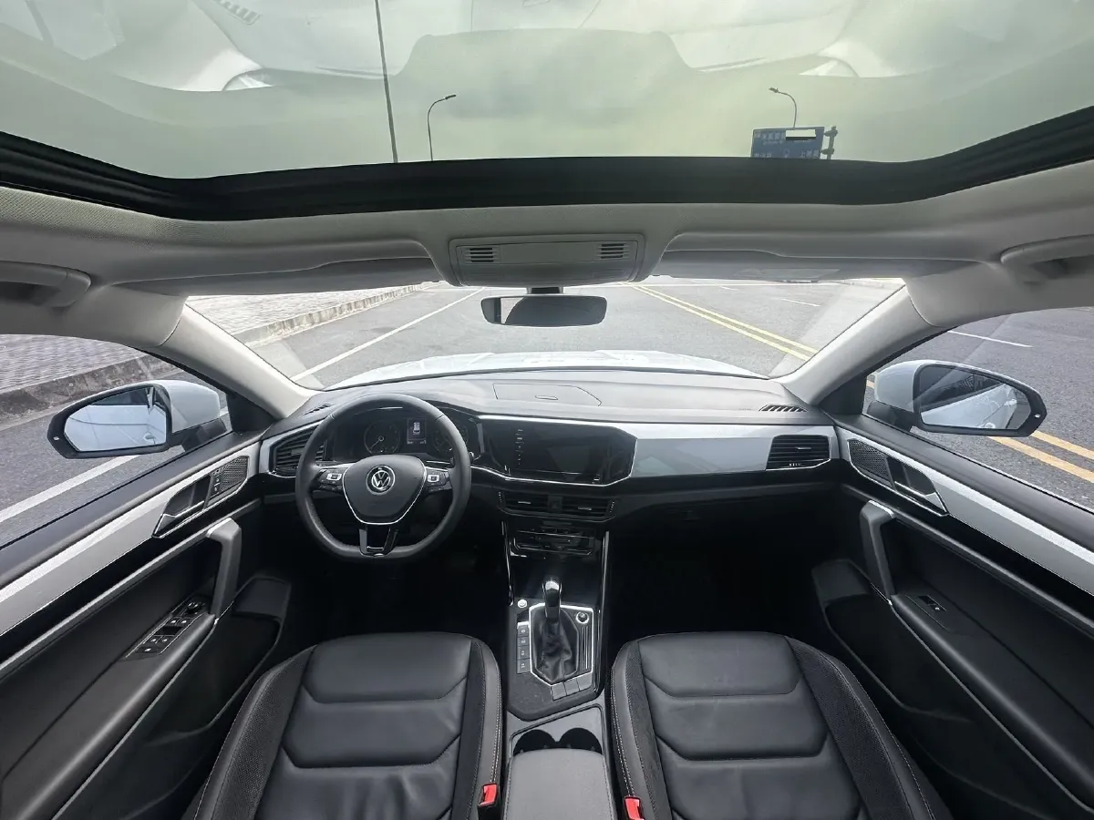 2020 Volkswagen Tayron 2.0T 186HP L4 7DCT,autocango,china used car exporter,china ev exporter,chinese used car exporter,chinese used ev exporter