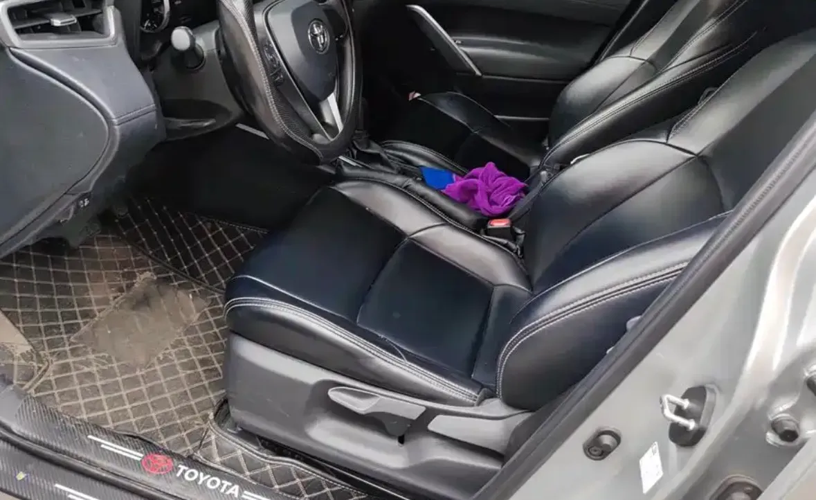 2023 Toyota Frontlander 2.0L 171HP L4 CVT,autocango,china used car exporter,china ev exporter,chinese used car exporter,chinese used ev exporter