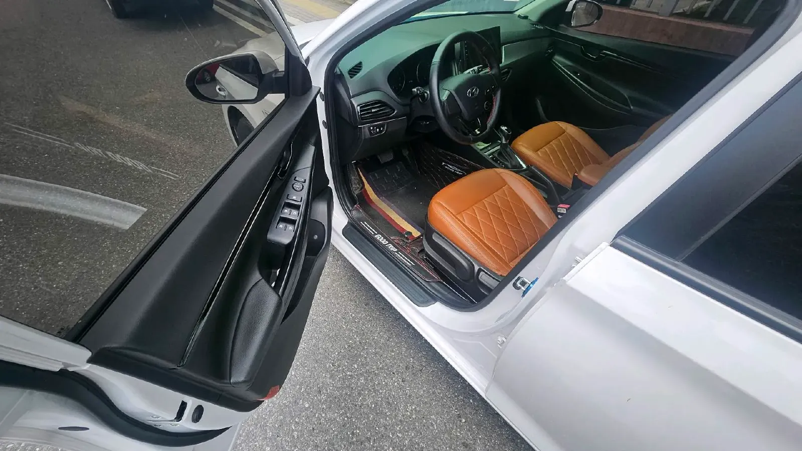 2020 Hyundai Celesta 1.6L 123HP L4 6AT,autocango,china used car exporter,china ev exporter,chinese used car exporter,chinese used ev exporter