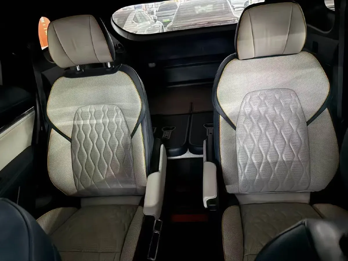 2022 Roewe iMAX8 BEV 90KWH,autocango,china used car exporter,china ev exporter,chinese used car exporter,chinese used ev exporter