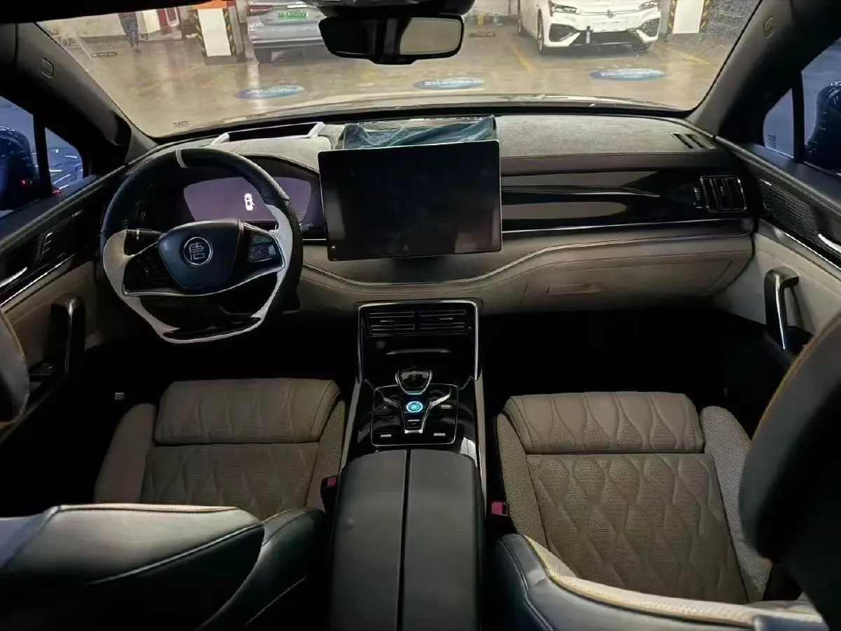 2022 Roewe iMAX8 BEV 90KWH,autocango,china used car exporter,china ev exporter,chinese used car exporter,chinese used ev exporter