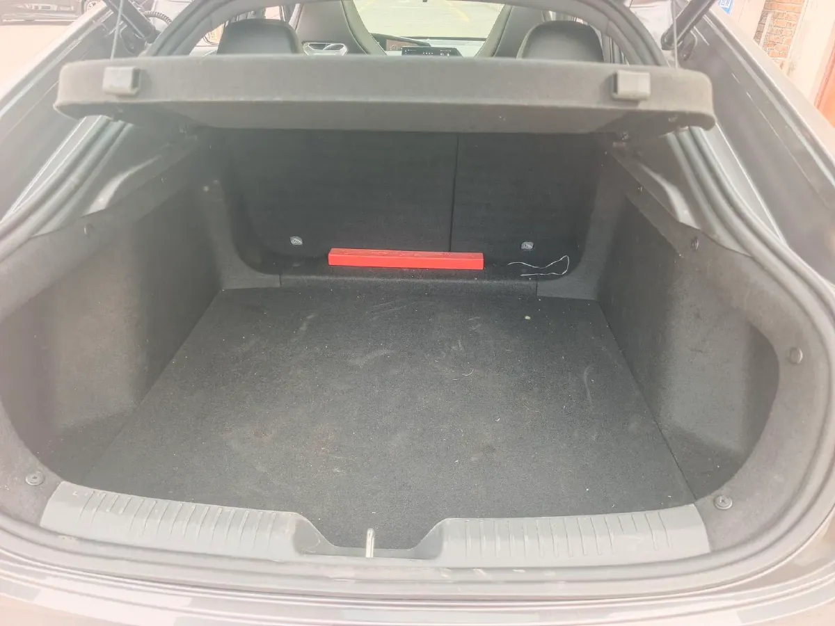 2022 ChangAn UNI-V 2.0T 233HP L4 8AT,autocango,china used car exporter,china ev exporter,chinese used car exporter,chinese used ev exporter