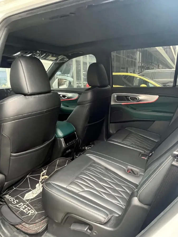 2022 GAC Trumpchi GS8 2.0T 252HP L4 8AT,autocango,china used car exporter,china ev exporter,chinese used car exporter,chinese used ev exporter